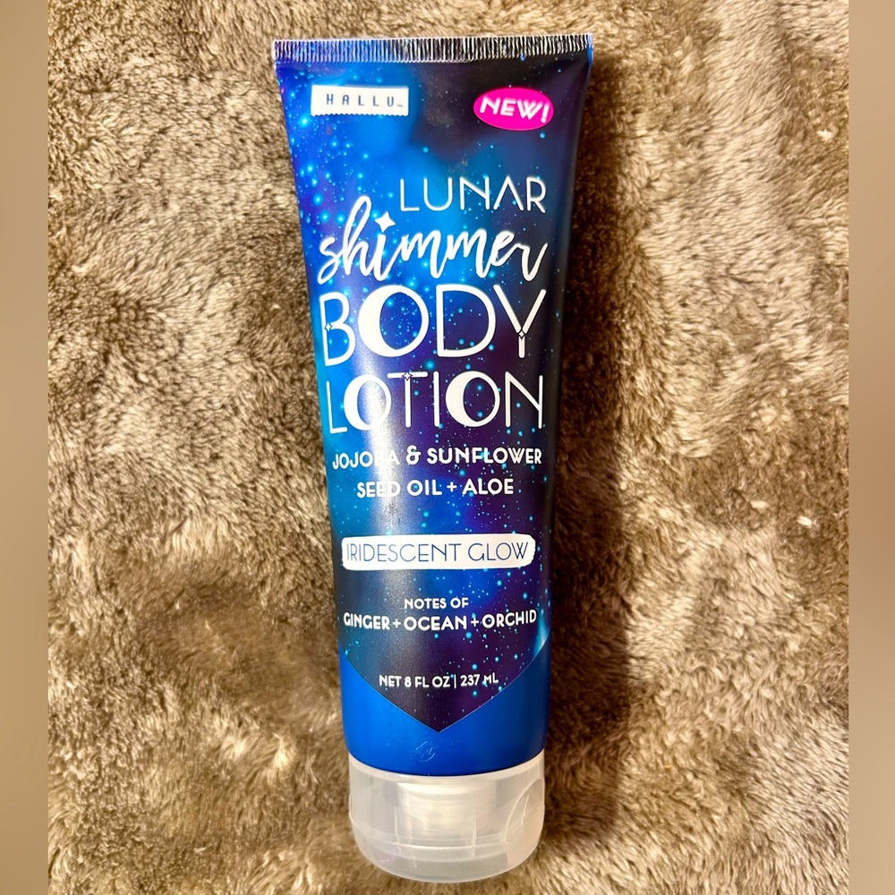 Hallu Lunar Shimmer body lotion